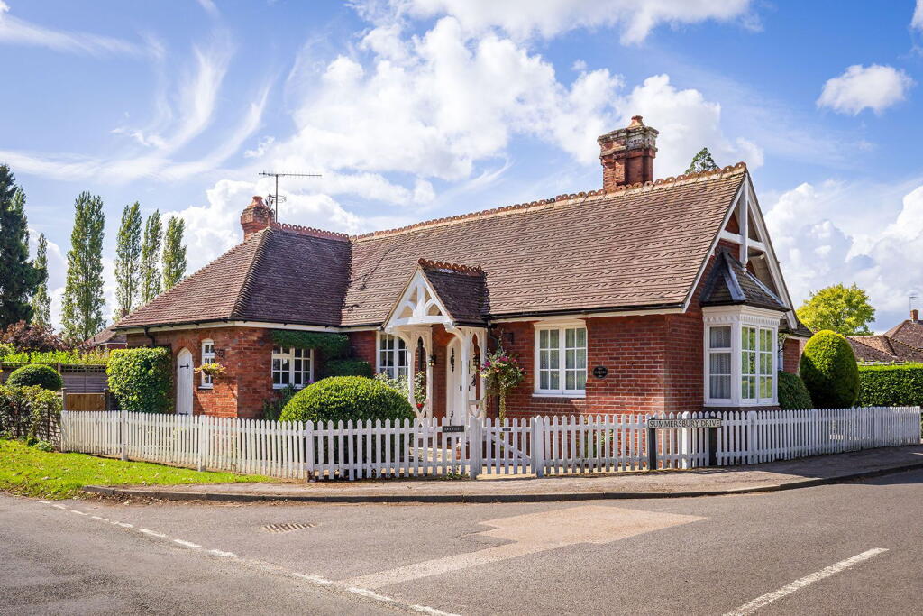 Main image of property: Chinthurst Lane, Shalford, Guildford, GU4 8JR