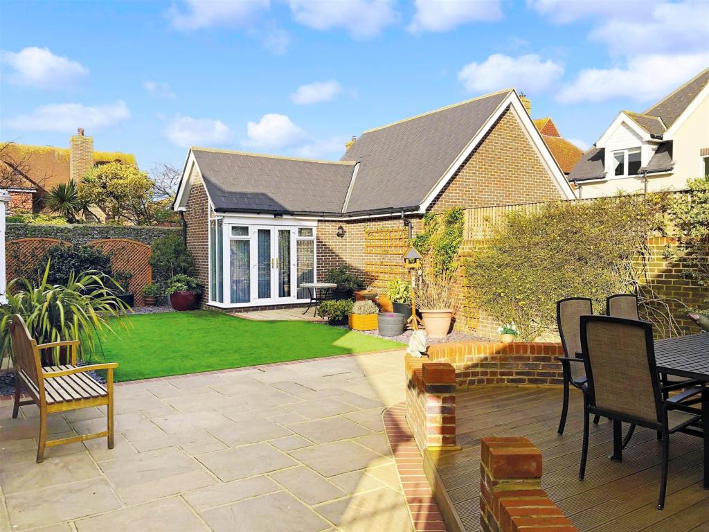 Additional property image - Foreland Heights, Broadstairs, Kent