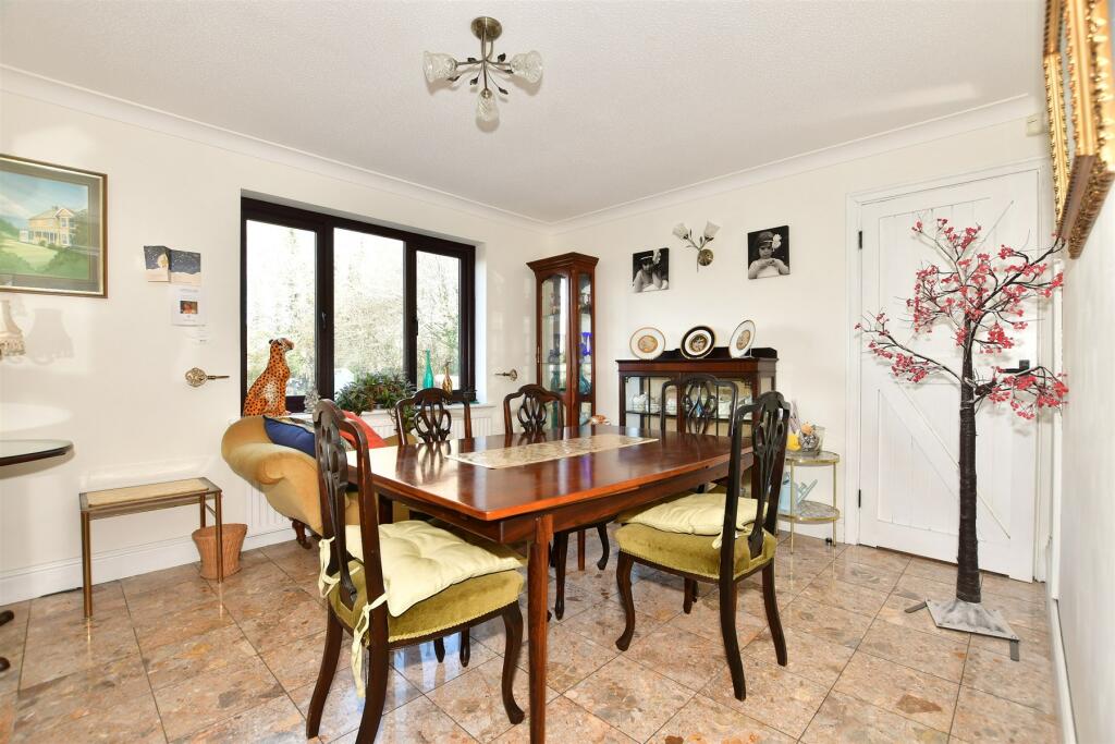 6 bedroom detached house for sale in Thanington Road, Canterbury, Kent, CT1