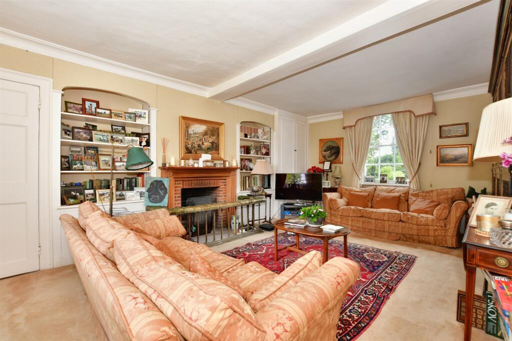 9 bedroom detached house for sale in Deal, Kent, CT14