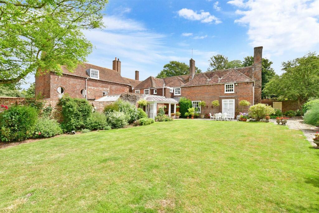 9 bedroom detached house for sale in Deal, Kent, CT14