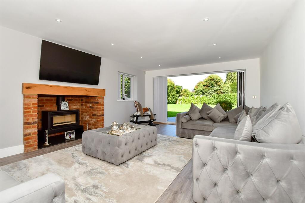 4 bedroom detached house for sale in Chapel Lane, Broad Oak, Canterbury, Kent, CT2