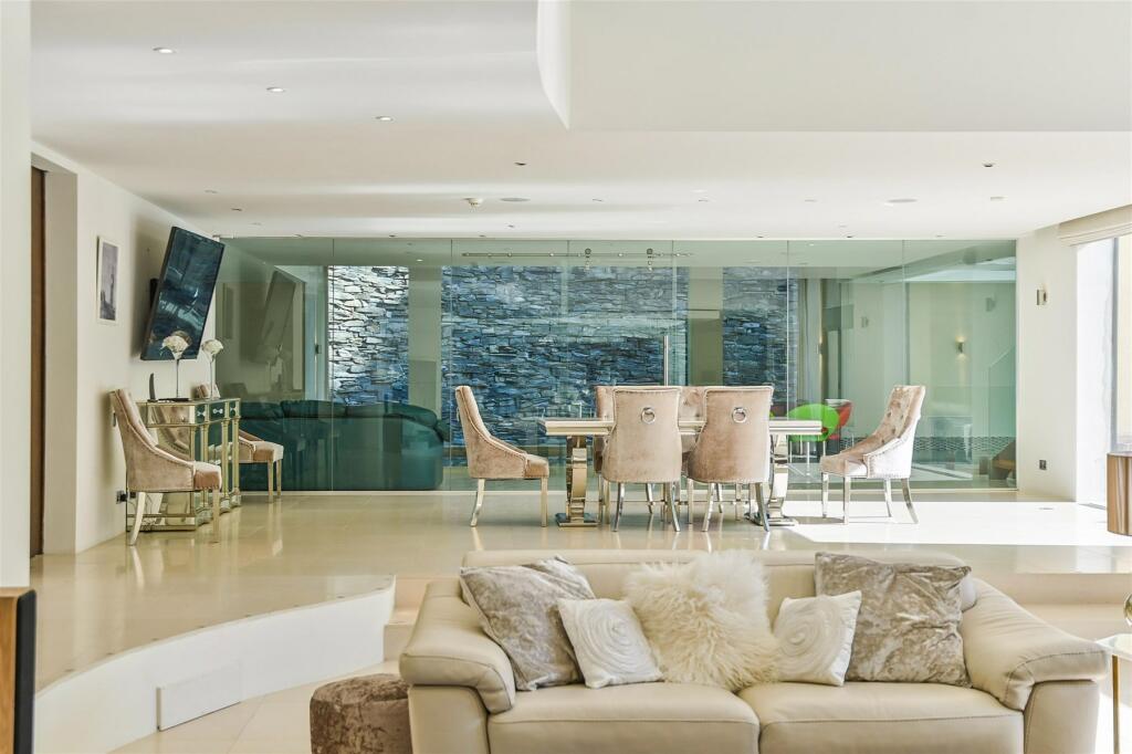 Additional property image - Taylors Hill, Chilham, Canterbury, Kent