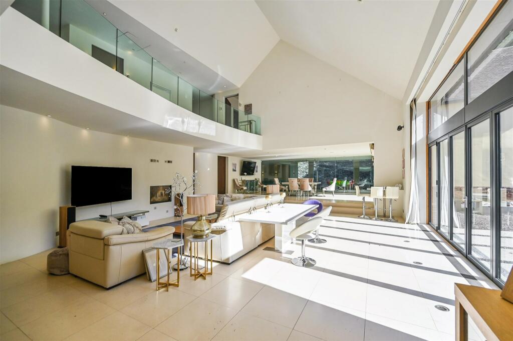 Additional property image - Taylors Hill, Chilham, Canterbury, Kent