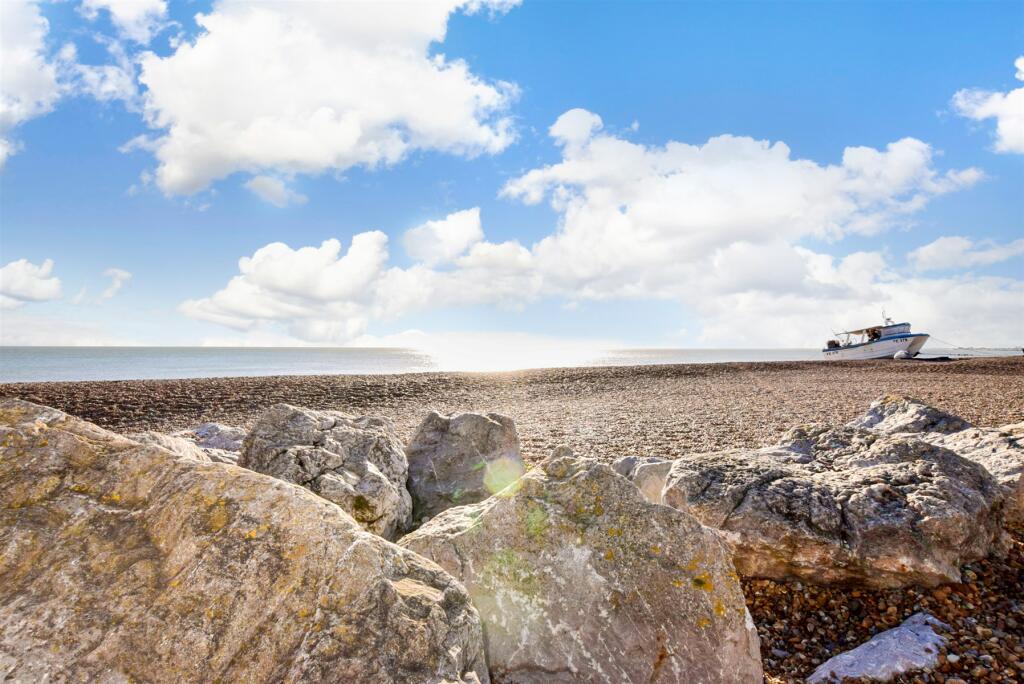 Additional property image - Sevue, Naildown Road, Hythe, Kent