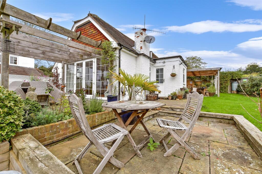 Additional property image - Mulberry Hill, Chilham, Canterbury, Kent