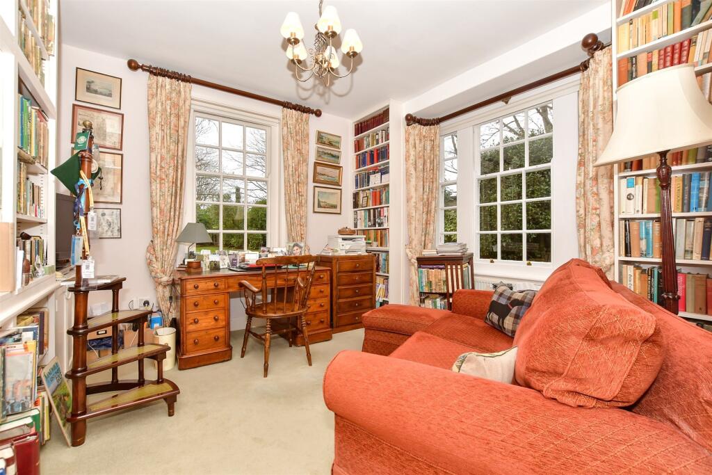 Additional property image - Lanthorne Road, Broadstairs, Kent