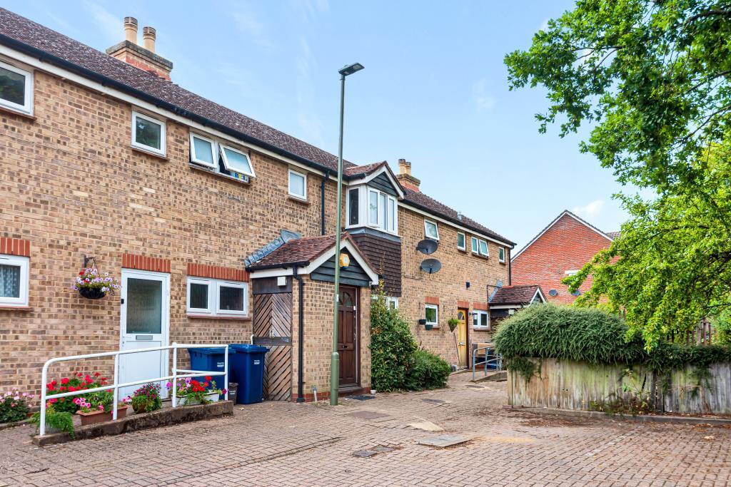 Main image of property: Rossiter Fields, Barnet, EN5
