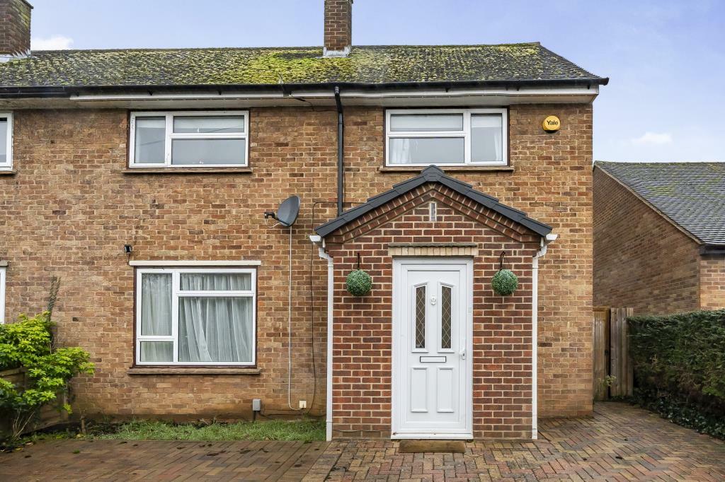 3 bedroom semi-detached house