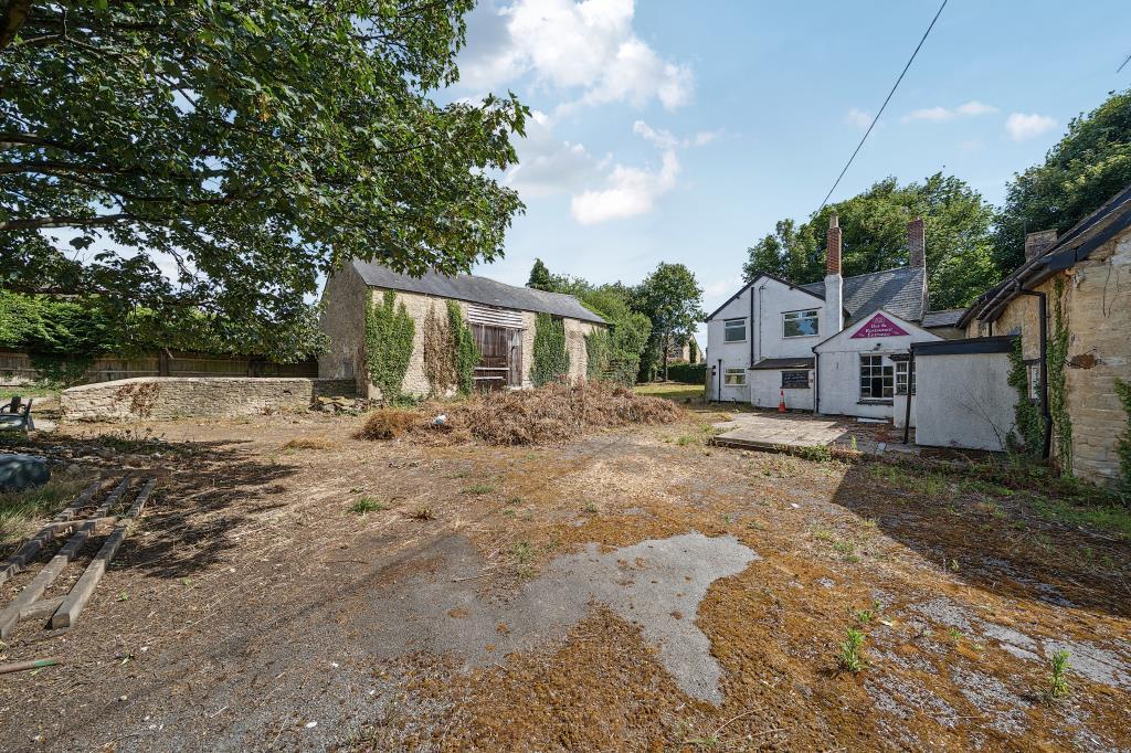 Main image of property: The Fox & Hounds Inn,  Ardley, Oxfordshire, OX27