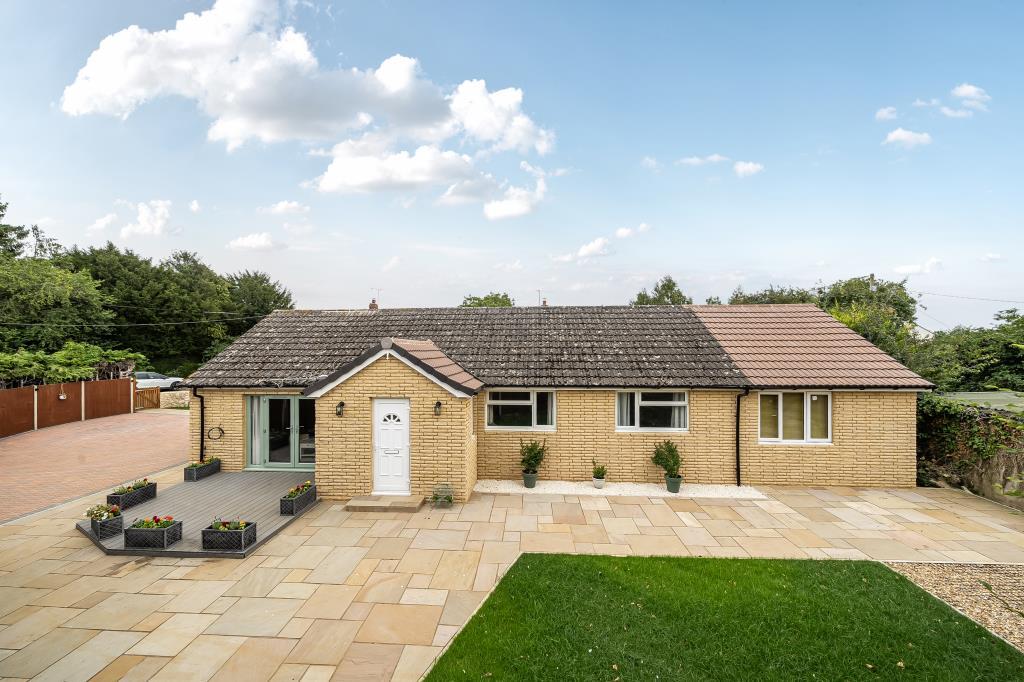 Main image of property: Juniper Hill, Northamptonshire, NN13