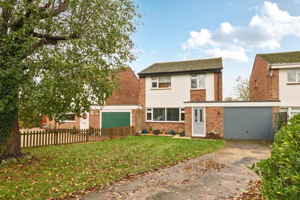 Main image of property: Burns Crescent,  Bicester, Oxfordshire, OX26