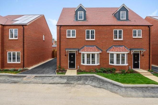 Main image of property: Buxton Close,  Kingsmere, Bicester,  Oxfordshire, OX26