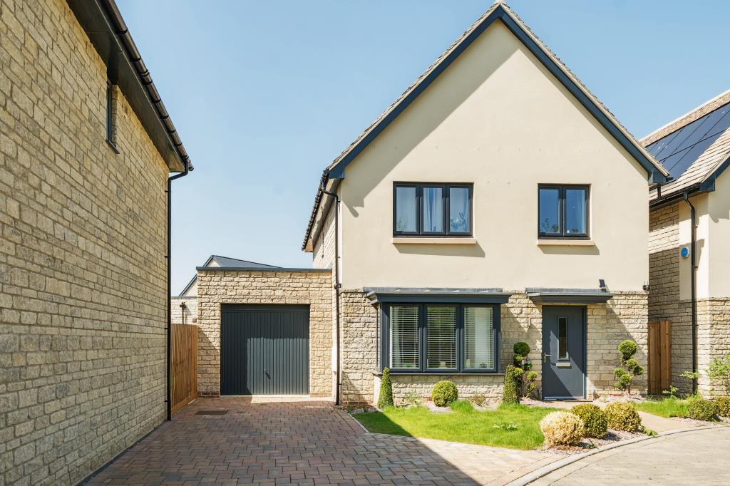 Main image of property: Olive Mead, Bicester, OX27