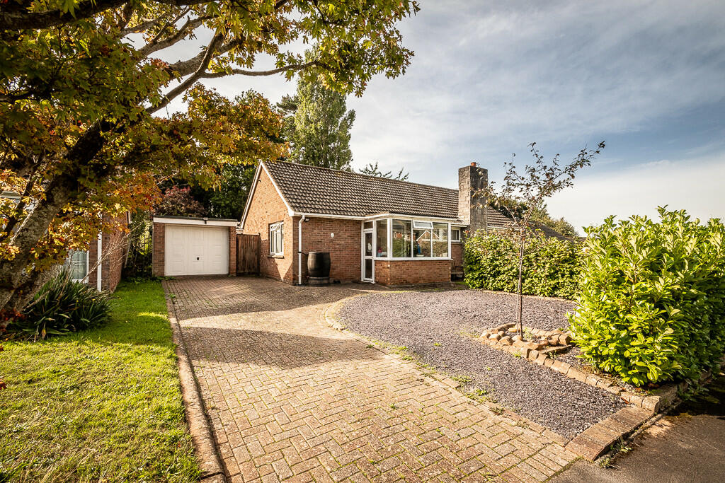 3 bedroom detached bungalow for sale in Winslade Park Avenue, Clyst St