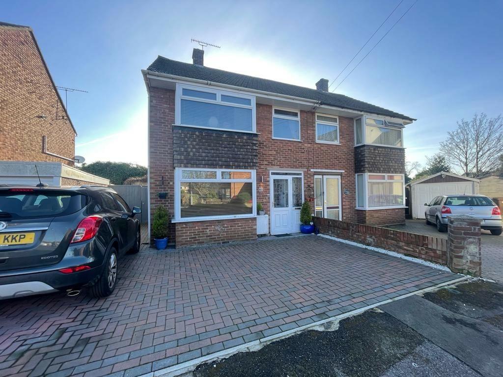 3 Bedroom Semi Detached House For Sale In Thanet Road Ipswich Suffolk