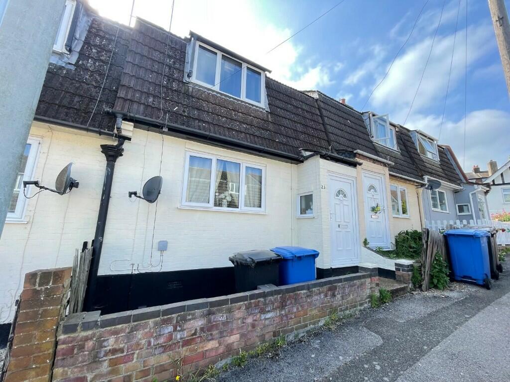 2 bedroom terraced house for sale in Jefferies Road, Ipswich, Suffolk, IP4