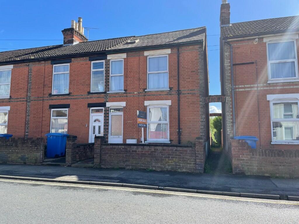 2 bedroom end of terrace house for sale in Spring Road, Ipswich, Suffolk, IP4