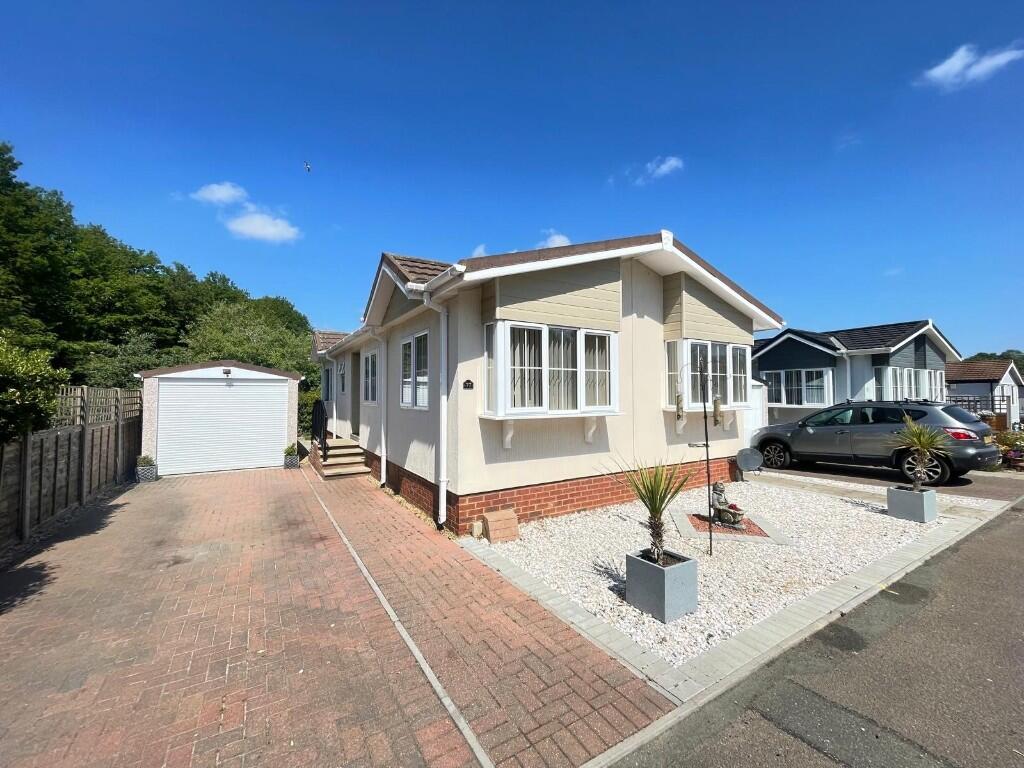 Main image of property: Geneva Avenue, IP5