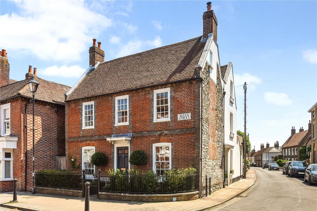 Main image of property: Queen Street, Emsworth, Hampshire, PO10