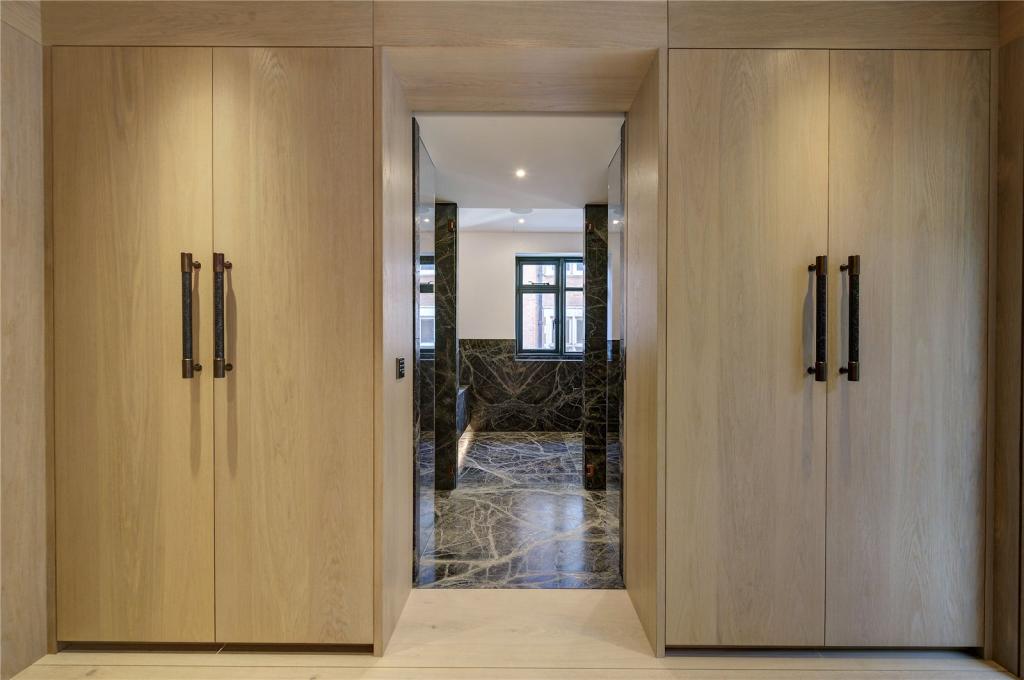 4 bedroom terraced house for sale in Bruton Place, Mayfair, London, W1J