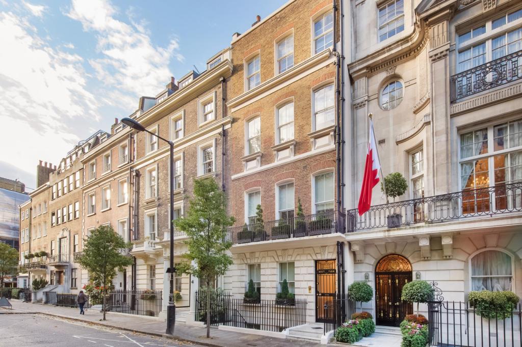 Savills Blog  A look back at the evolution of Bond Street's