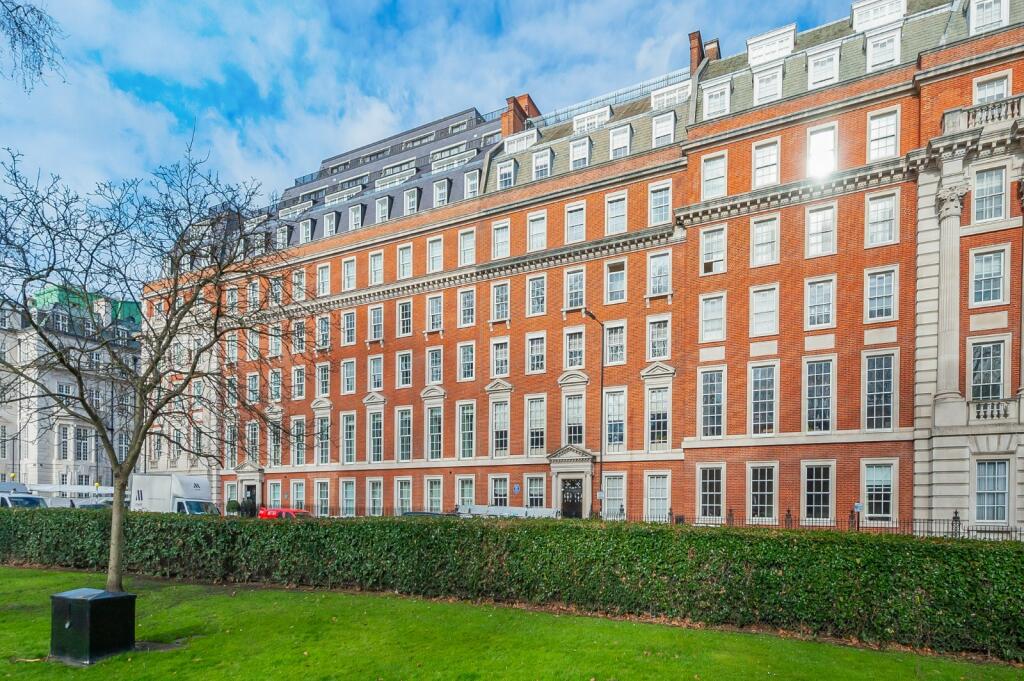 5 bedroom penthouse for sale in Grosvenor Square, Mayfair, London, W1K