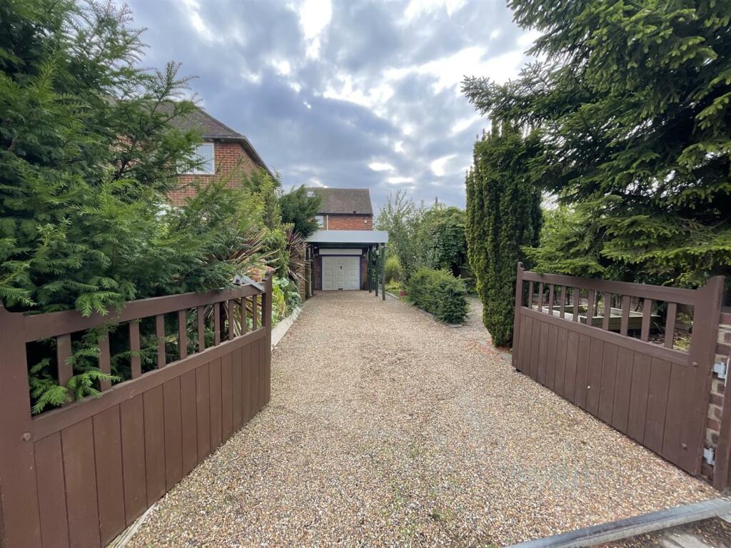 4 bedroom detached house for sale in Lion Hill, Fobbing, SS17