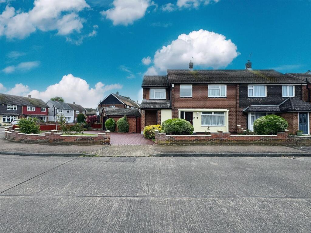Main image of property: Second Avenue, Stanford-le-Hope