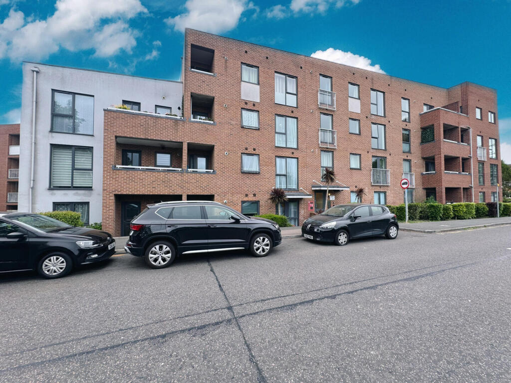 Main image of property: The Chase, Grays