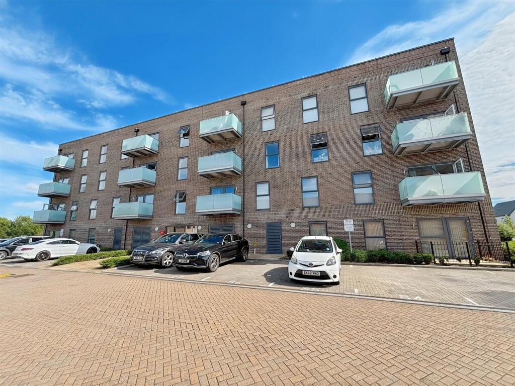Main image of property: Colliford Road, West Thurrock, Grays