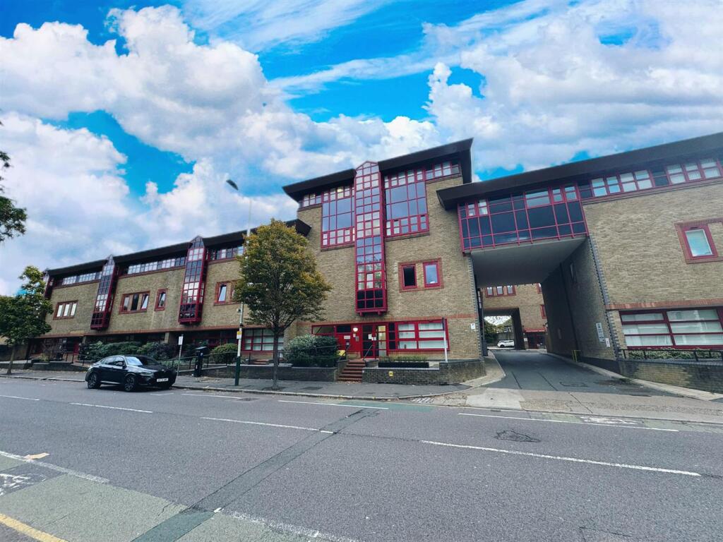 Main image of property: London Road, Romford