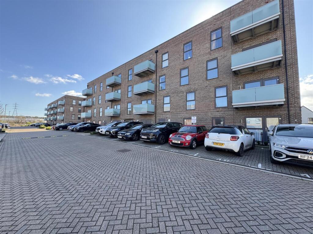 Main image of property: Colliford Road, Grays