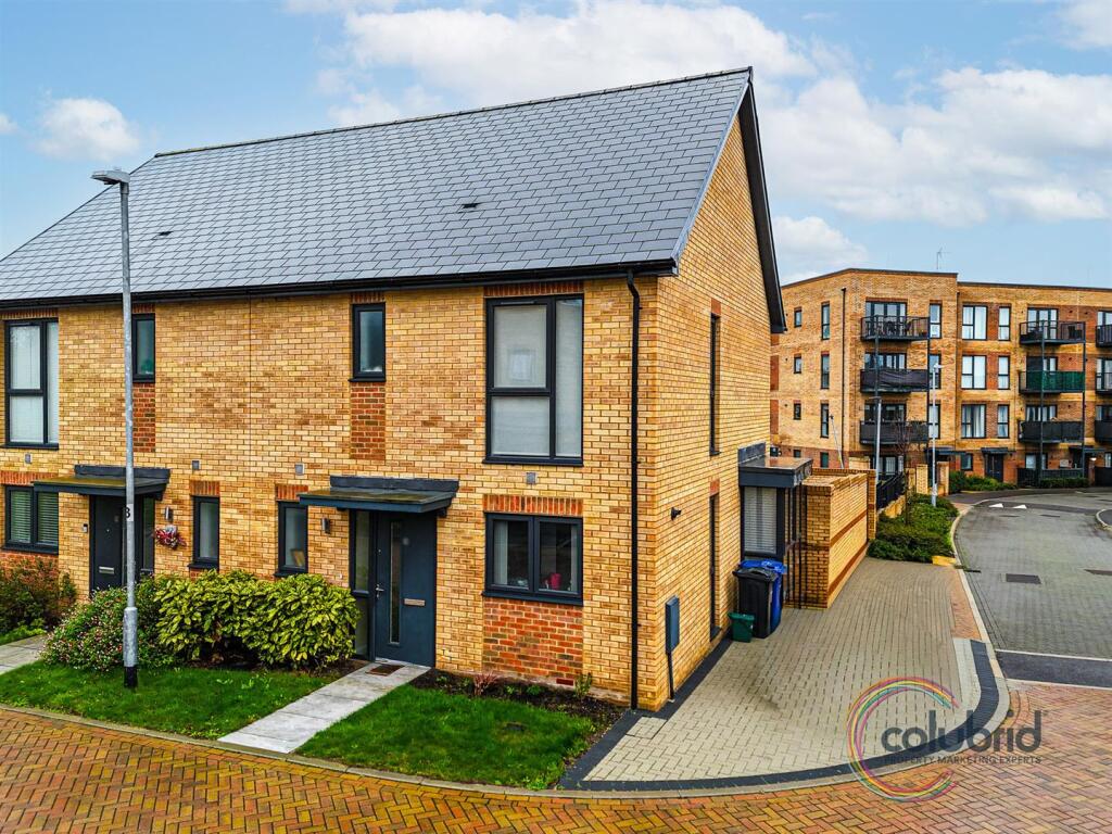 Main image of property: Somerset Close, Grays