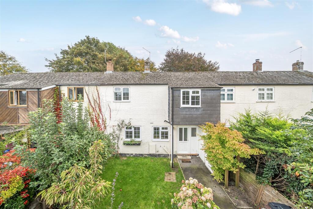 2 bedroom terraced house