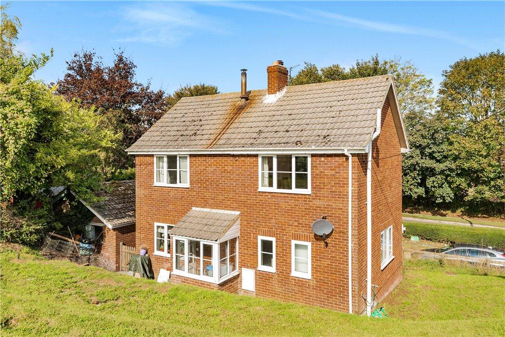 3 bedroom detached house for sale in Blandford Road, Tarrant Hinton