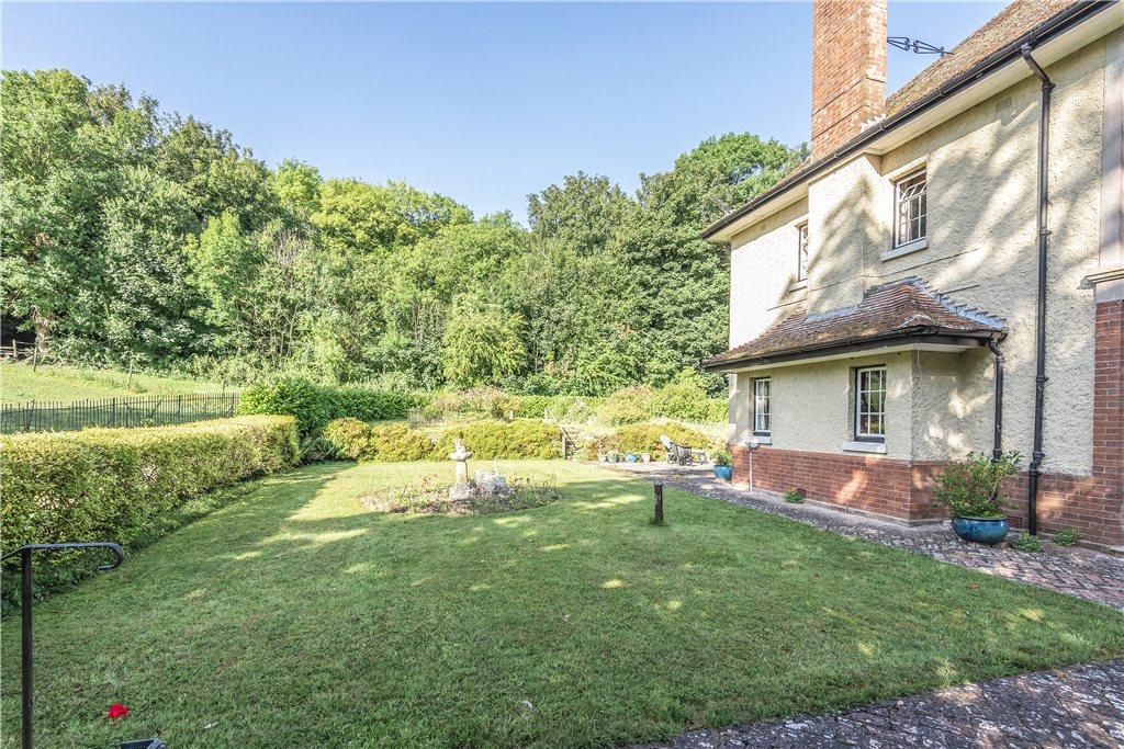 5 bedroom detached house for sale in Spetisbury, Blandford Forum, DT11