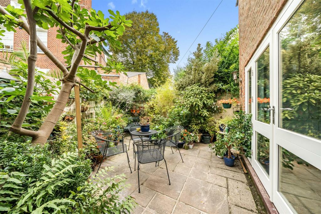 Additional property image - St. James Close, Poole