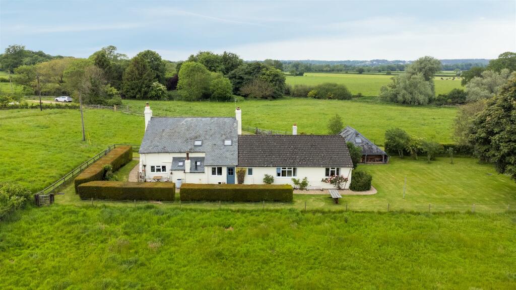 Additional property image - Knighton Lane, Wimborne