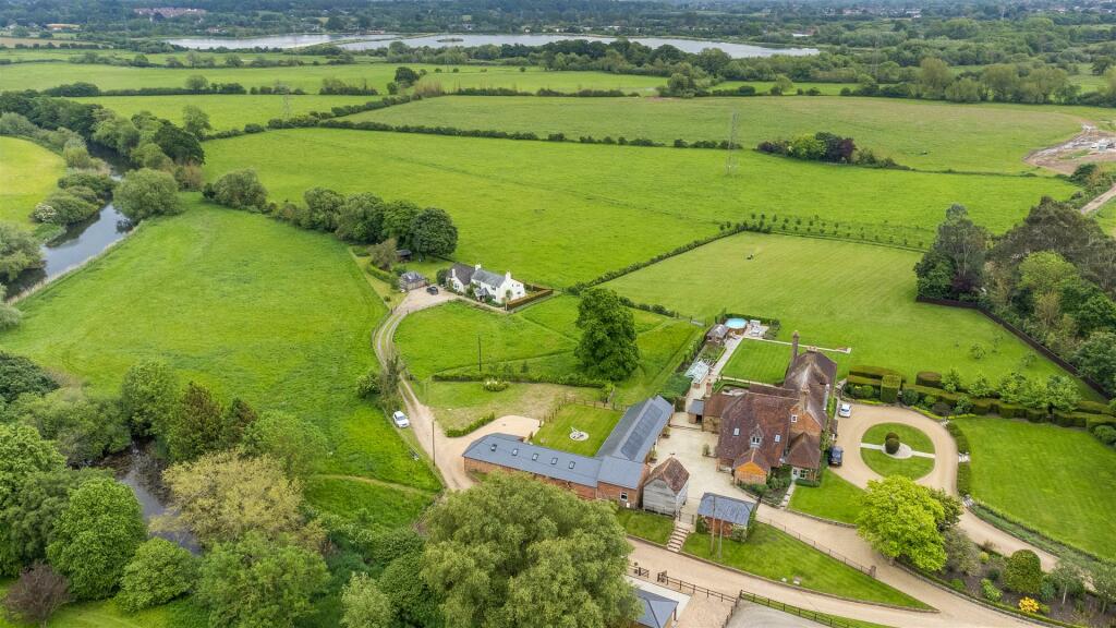 Additional property image - Knighton Lane, Wimborne