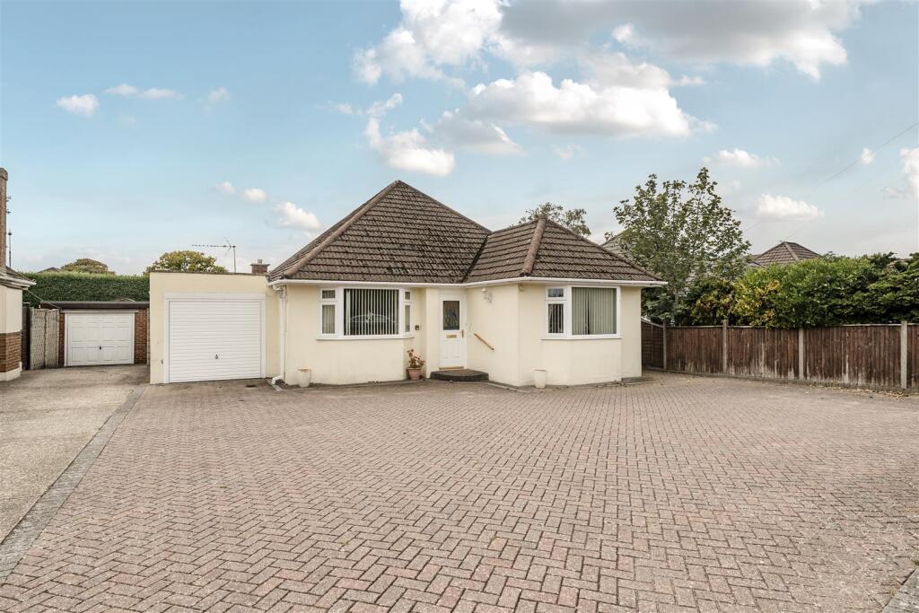 Main image of property: Heckford Road, Corfe Mullen, Wimborne