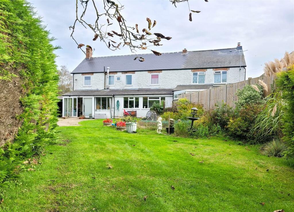 4 bedroom semidetached house for sale in Mosterton, Beaminster, Dorset