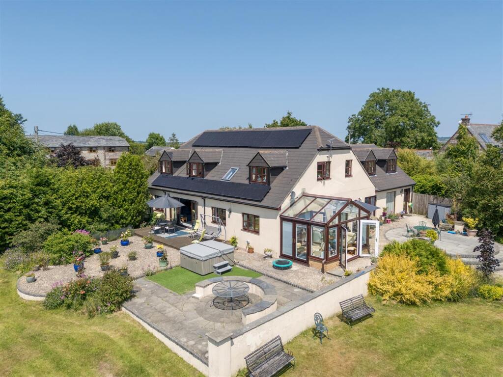 Main image of property: Higher Chilfrome, Dorchester