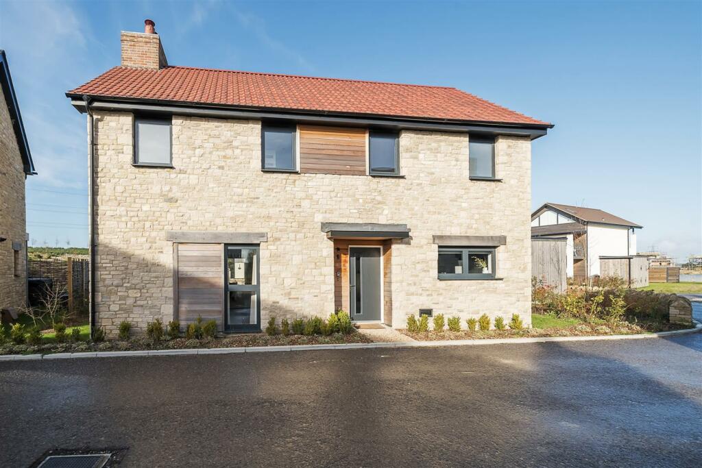 4 bedroom house for sale in Warmwell Road, Crossways, Dorchester, DT2