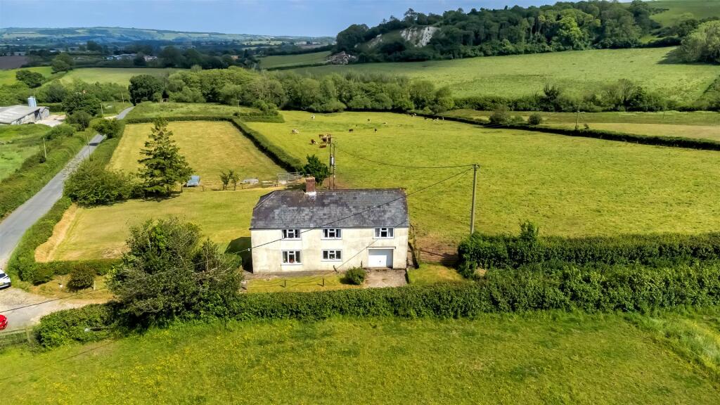 3 bedroom country house for sale in Buckland Newton, Dorchester, DT2