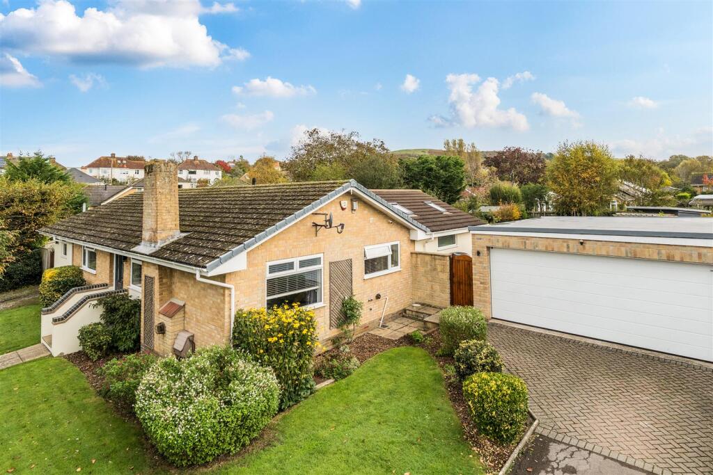 Main image of property: Chestnut Road, Bridport