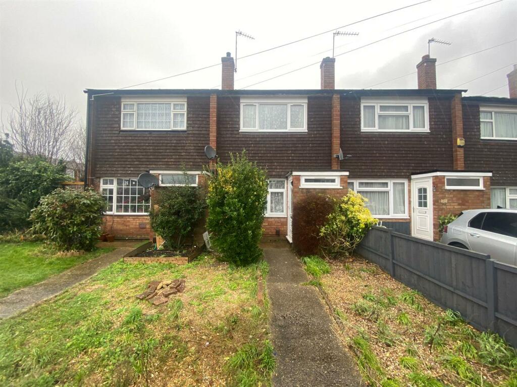 2 bedroom terraced house for sale in De Salis Road, Hillingdon, UB10