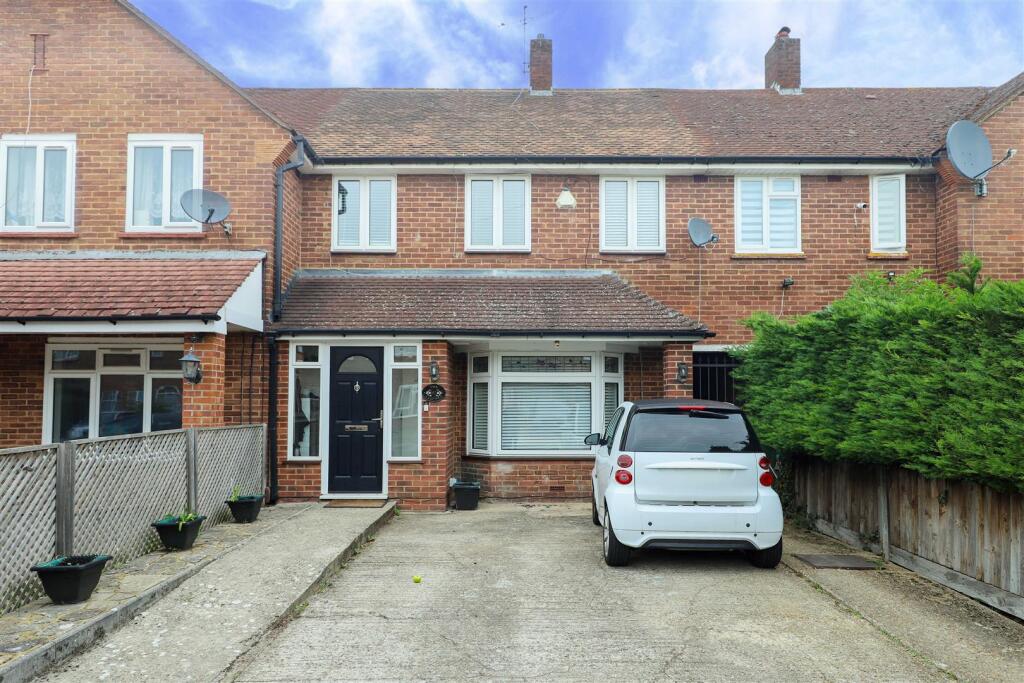 Main image of property: The Larches, Hillingdon, UB10