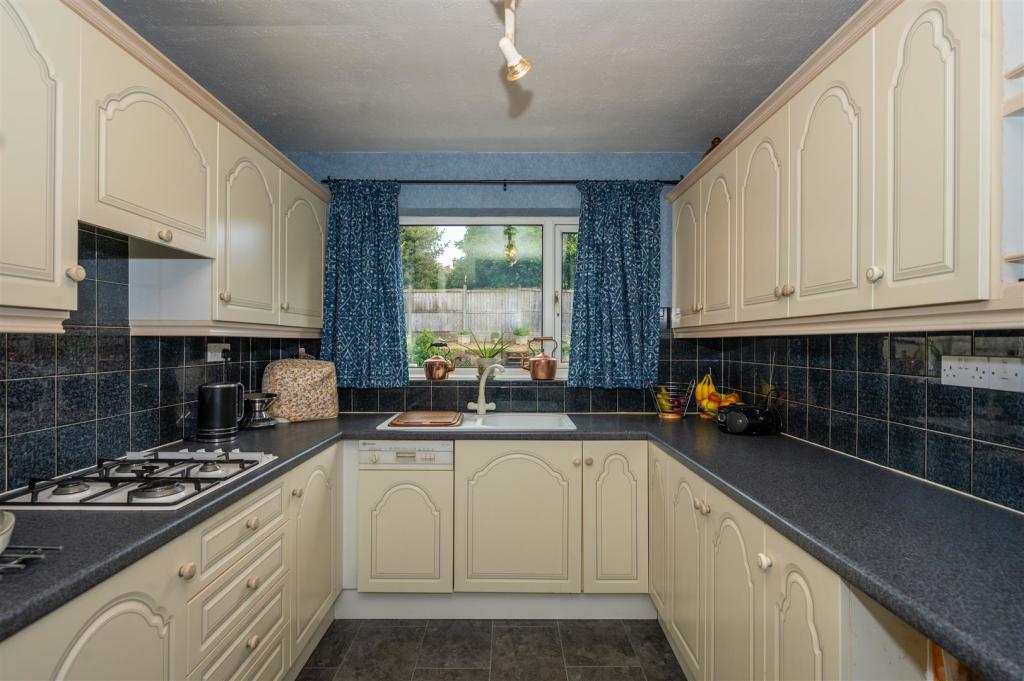 5 bedroom detached house for sale in Beech Gardens, Rainford, St Helens