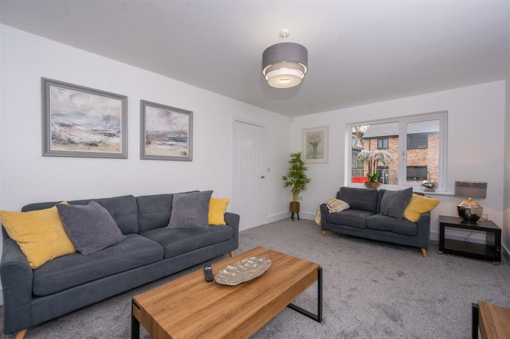 3 bedroom semidetached house for sale in The Gardens, Leach Lane